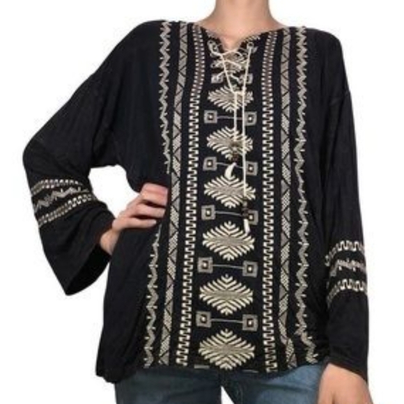 POL Tribal Bohomeian Embroidered Navy Top Size Small - Picture 2 of 9